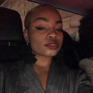 Meet your Posher, Zoda